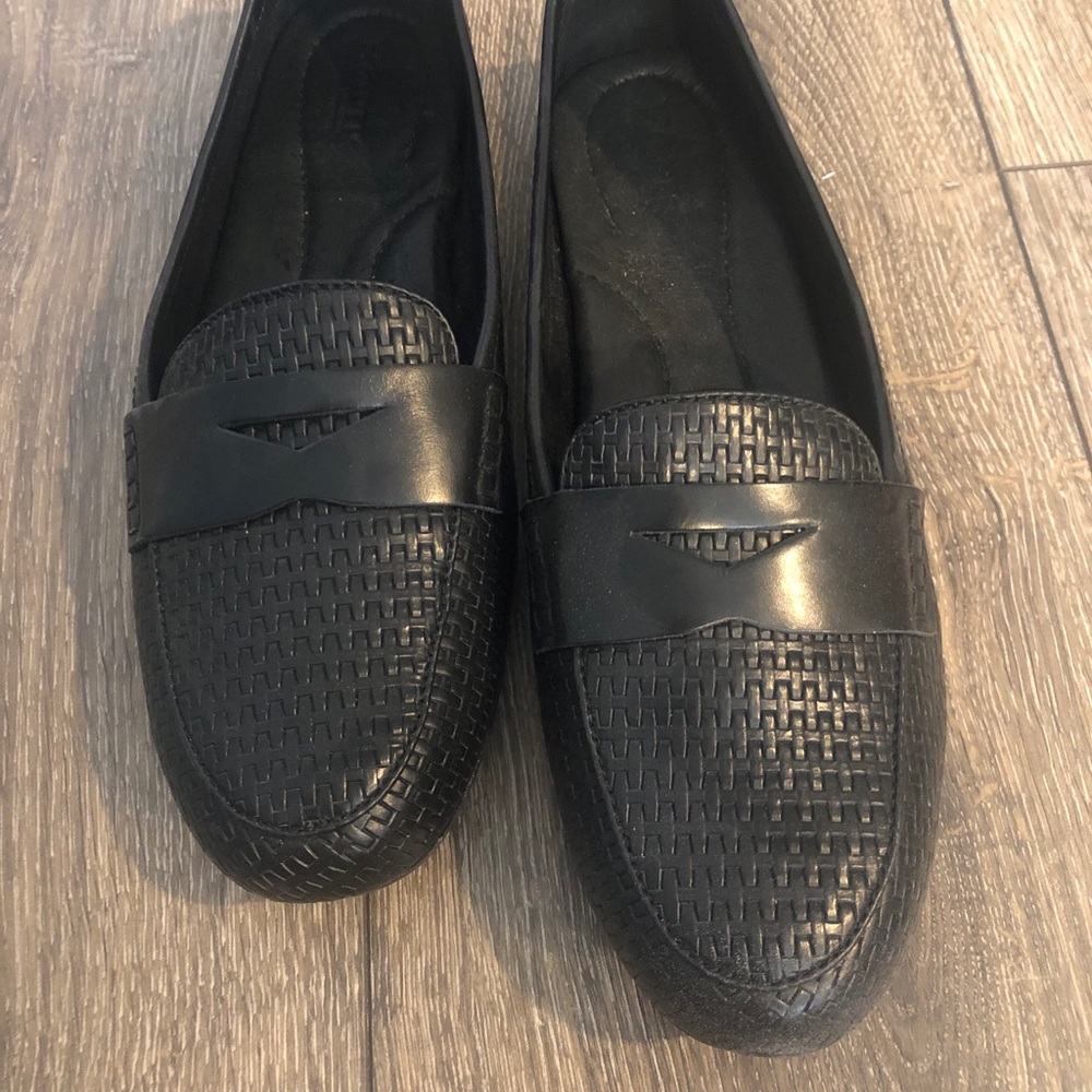Born Malena Embossed Leather Loafer